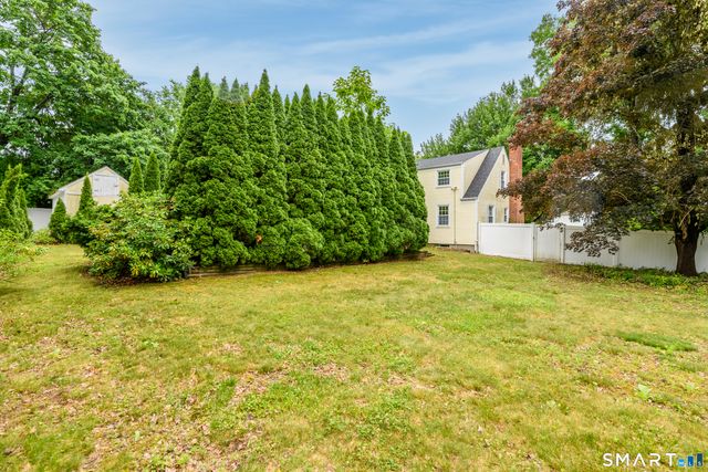 1706 Main Street, Glastonbury, CT 06033
