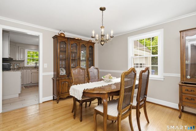 1706 Main Street, Glastonbury, CT 06033