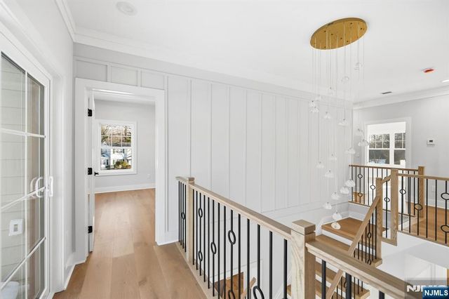 1 Breton Place, Livingston, NJ 07039