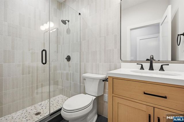 1 Breton Place, Livingston, NJ 07039