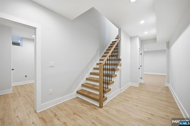 1 Breton Place, Livingston, NJ 07039