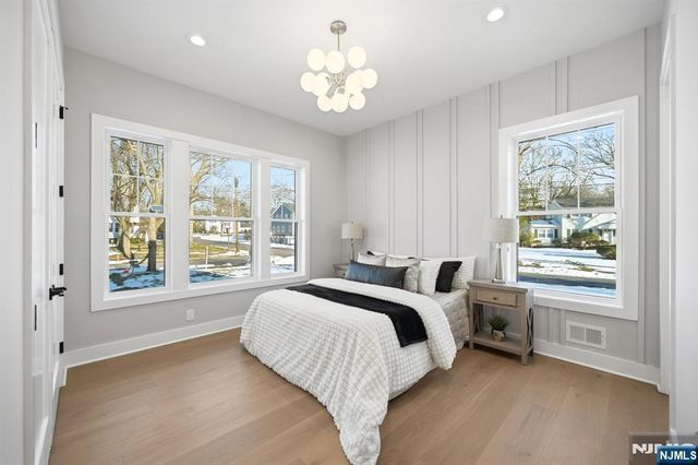 1 Breton Place, Livingston, NJ 07039