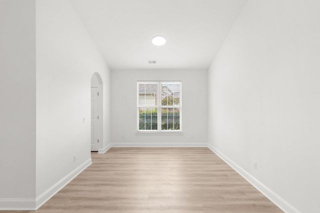 701 Minner Ct., Myrtle Beach, SC 29575