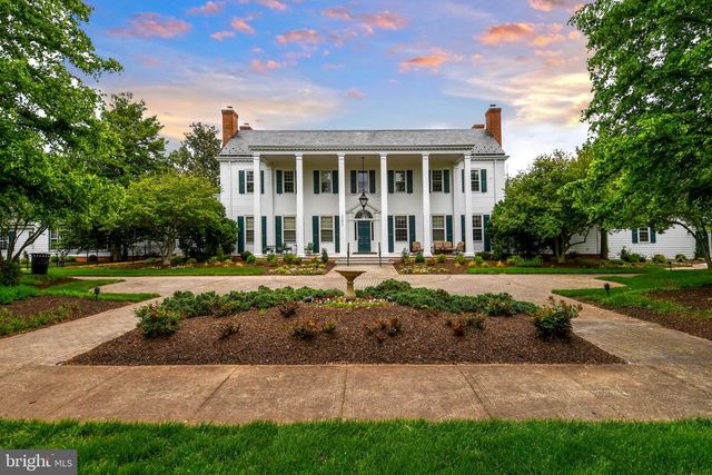 6004 GALLANT FOX CT, Gainesville, VA 20155