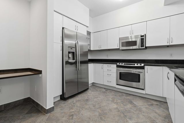 233 S Federal Highway 208, Boca Raton, FL 33432