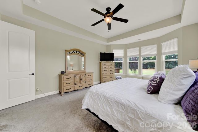 6390 Willow Farm Drive, Denver, NC 28037