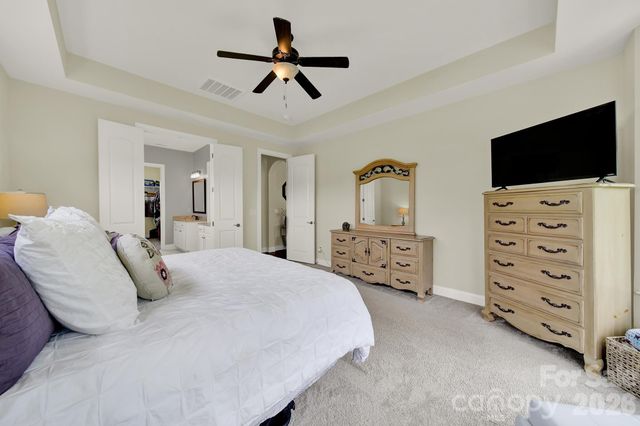 6390 Willow Farm Drive, Denver, NC 28037