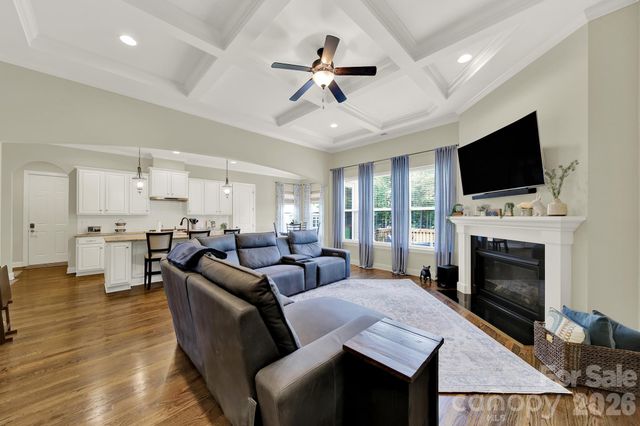 6390 Willow Farm Drive, Denver, NC 28037