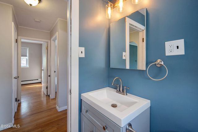 35 Fountain Avenue, Albany, NY 12203