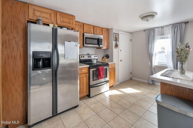 35 Fountain Avenue, Albany, NY 12203