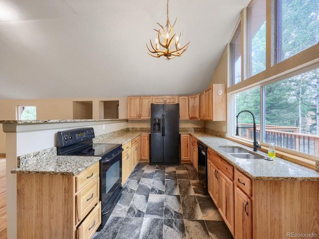 44 Anderson Rd, Florissant, CO 80816