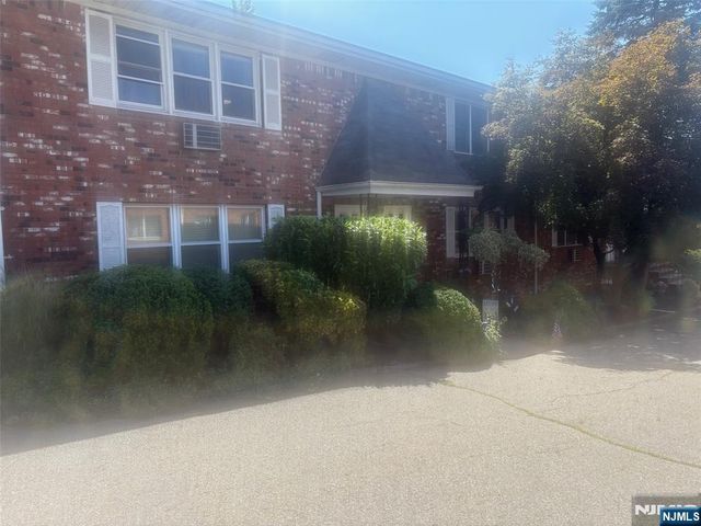 506 Wanaque Avenue F6, Pompton Lakes, NJ 07442