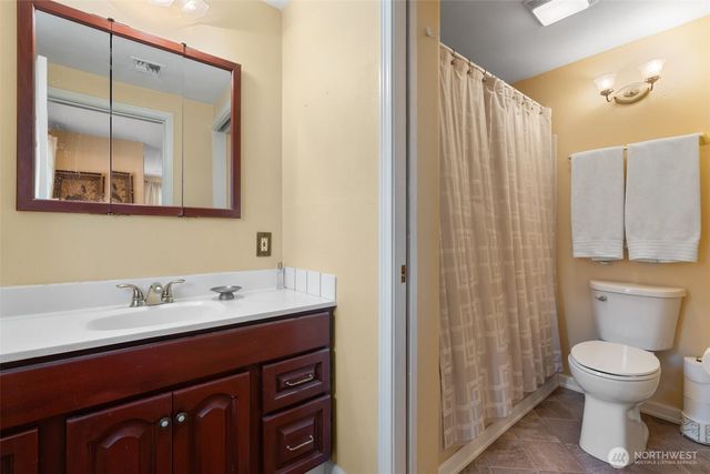 6017 W Sarazen Street SE, Olympia, WA 98513