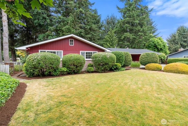 6017 W Sarazen Street SE, Olympia, WA 98513