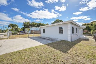 1157 W 36th Street 1, Riviera Beach, FL 33404