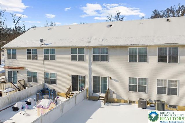 195 Maple Court, Alburtis Boro, PA 18011