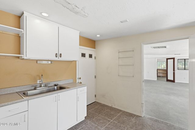 6319 N 13TH Place, Phoenix, AZ 85014