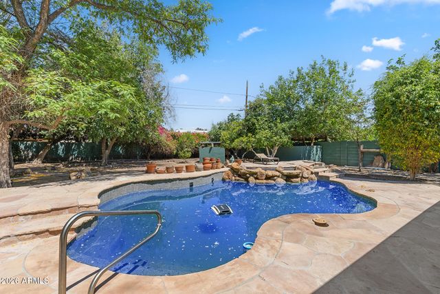 6319 N 13TH Place, Phoenix, AZ 85014