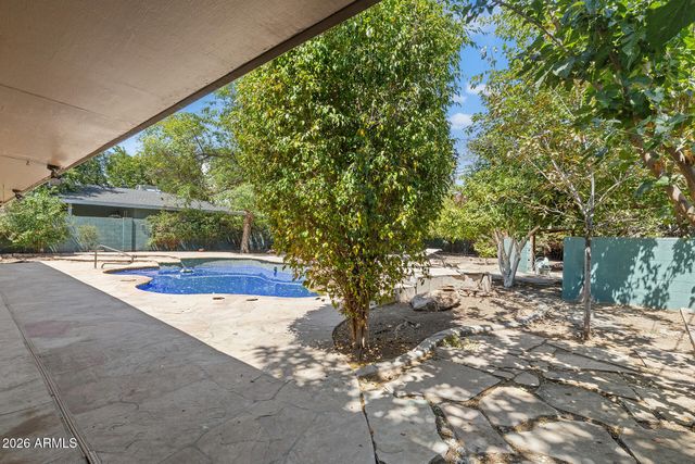 6319 N 13TH Place, Phoenix, AZ 85014