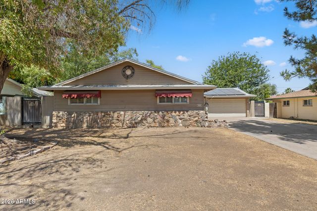 6319 N 13TH Place, Phoenix, AZ 85014