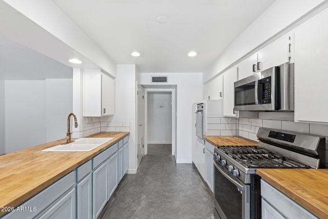 6319 N 13TH Place, Phoenix, AZ 85014