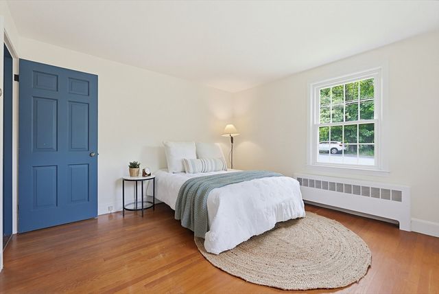 281 Scott Rd, Cumberland, RI 02864