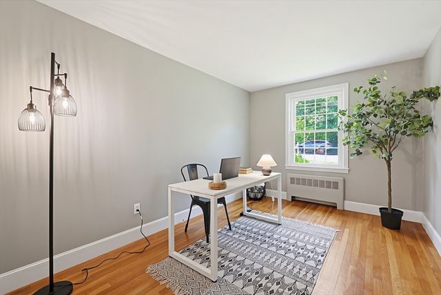 281 Scott Rd, Cumberland, RI 02864