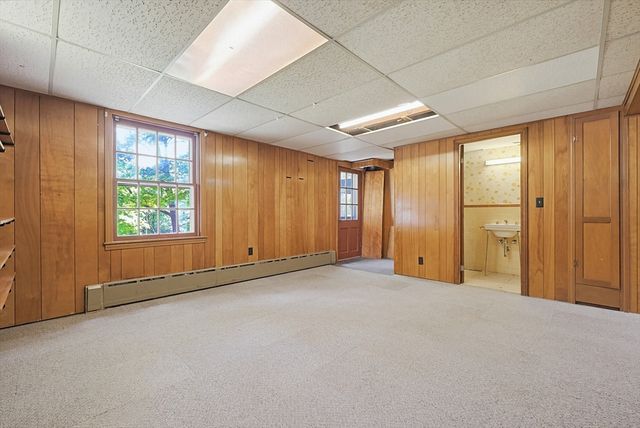 281 Scott Rd, Cumberland, RI 02864