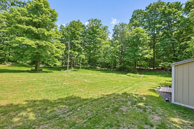 281 Scott Rd, Cumberland, RI 02864