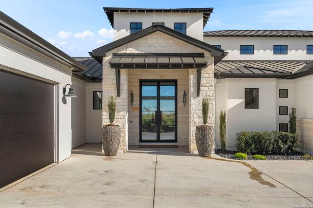 11326 Montell Pt, Boerne, TX 78006