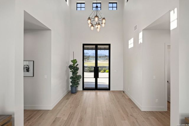 11326 Montell Pt, Boerne, TX 78006