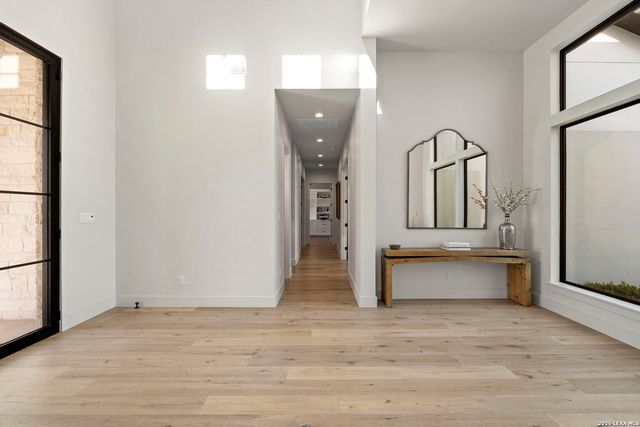 11326 Montell Pt, Boerne, TX 78006