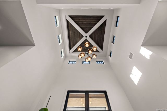 11326 Montell Pt, Boerne, TX 78006