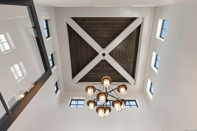 11326 Montell Pt, Boerne, TX 78006