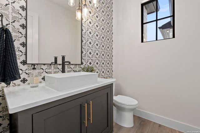 11326 Montell Pt, Boerne, TX 78006