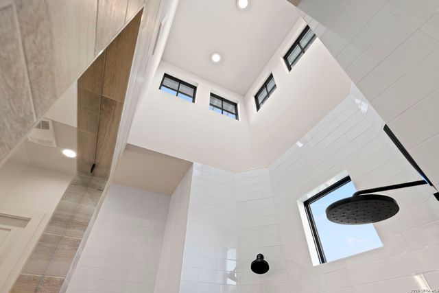 11326 Montell Pt, Boerne, TX 78006