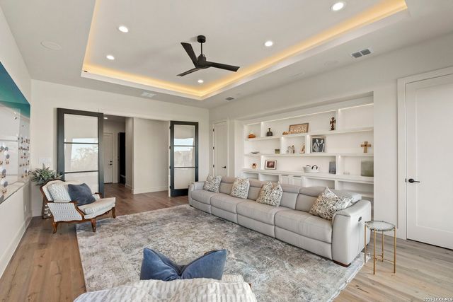 11326 Montell Pt, Boerne, TX 78006