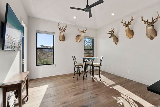 11326 Montell Pt, Boerne, TX 78006