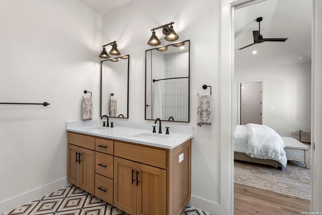 11326 Montell Pt, Boerne, TX 78006