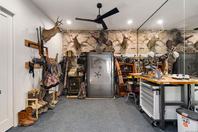 11326 Montell Pt, Boerne, TX 78006