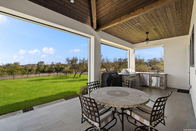 11326 Montell Pt, Boerne, TX 78006