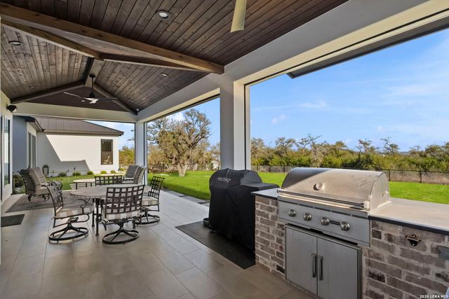 11326 Montell Pt, Boerne, TX 78006