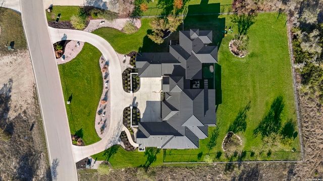 11326 Montell Pt, Boerne, TX 78006