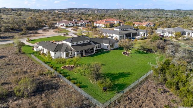 11326 Montell Pt, Boerne, TX 78006