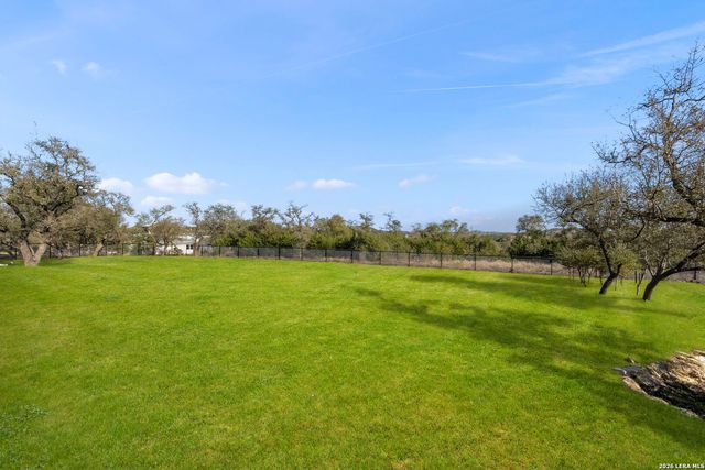 11326 Montell Pt, Boerne, TX 78006