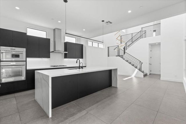 161 Holliday Way, Palm Springs, CA 92262