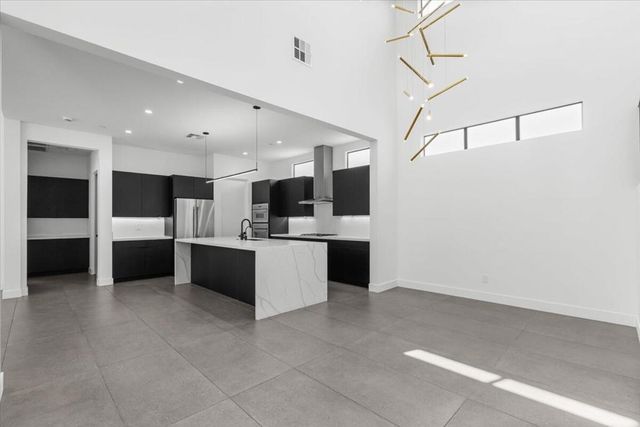 161 Holliday Way, Palm Springs, CA 92262