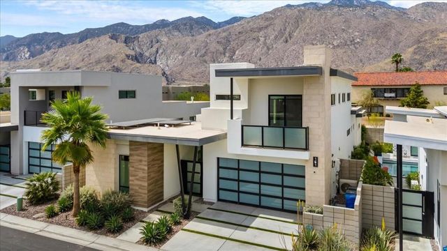 161 Holliday Way, Palm Springs, CA 92262