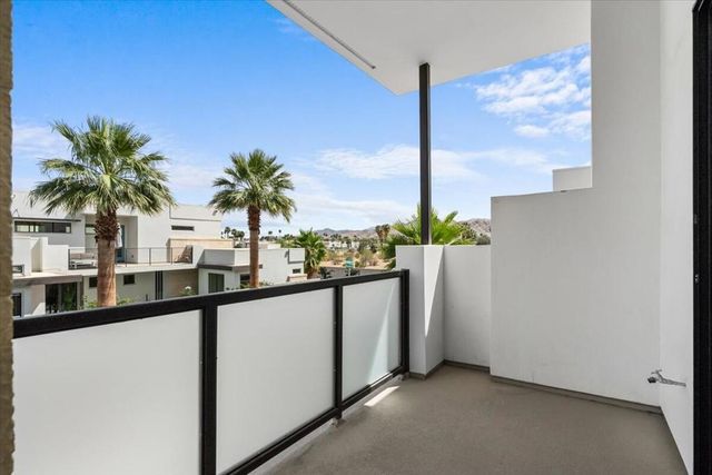 161 Holliday Way, Palm Springs, CA 92262