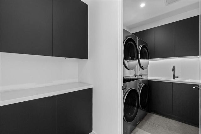 161 Holliday Way, Palm Springs, CA 92262